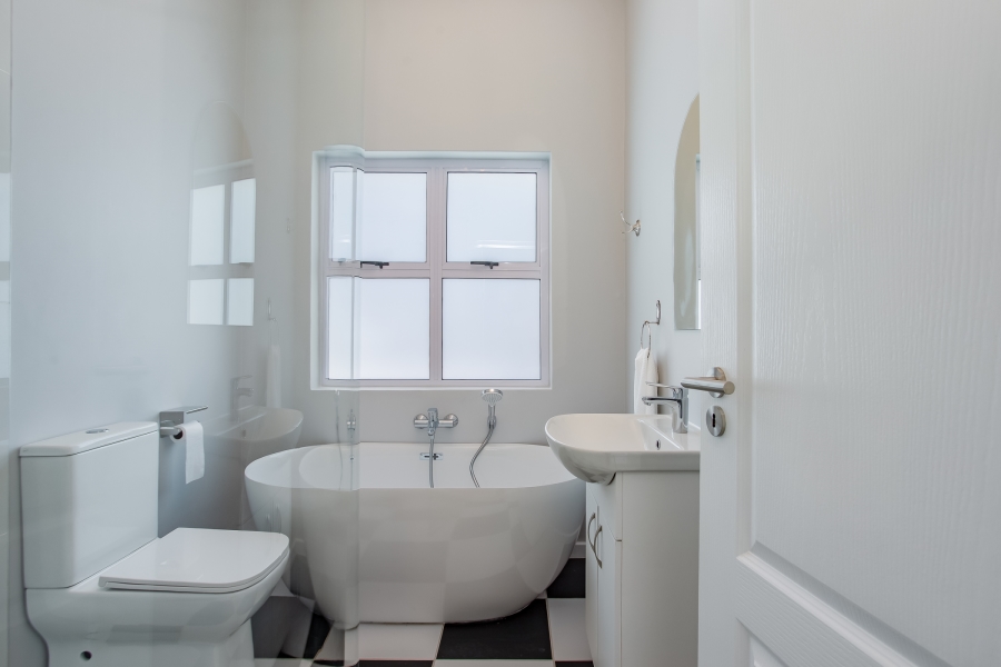 3 Bedroom Property for Sale in Berg En Dal Western Cape